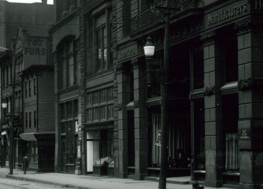 Eighth & Penn Downtown Pittsburgh Luxury Apartments